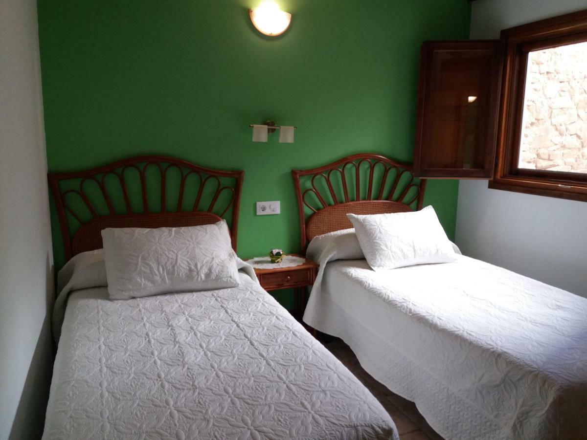Apartamentos La Condesa Valmeo Eksteriør billede