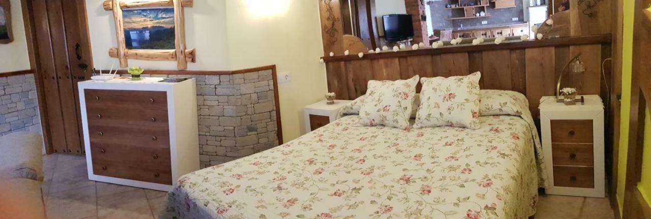 Apartamentos La Condesa Valmeo Eksteriør billede
